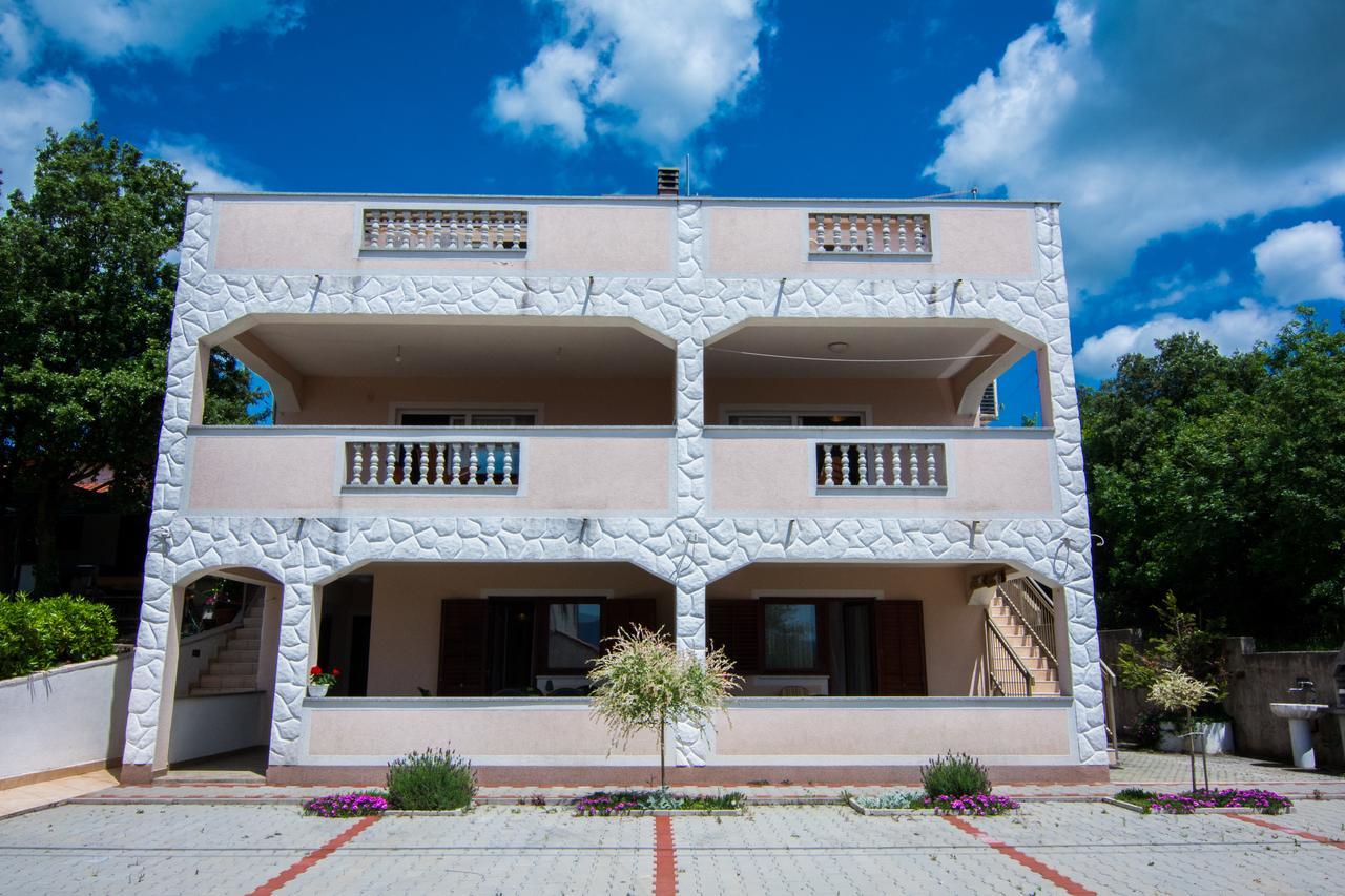 Apartments Ruzica Пинезичи Экстерьер фото